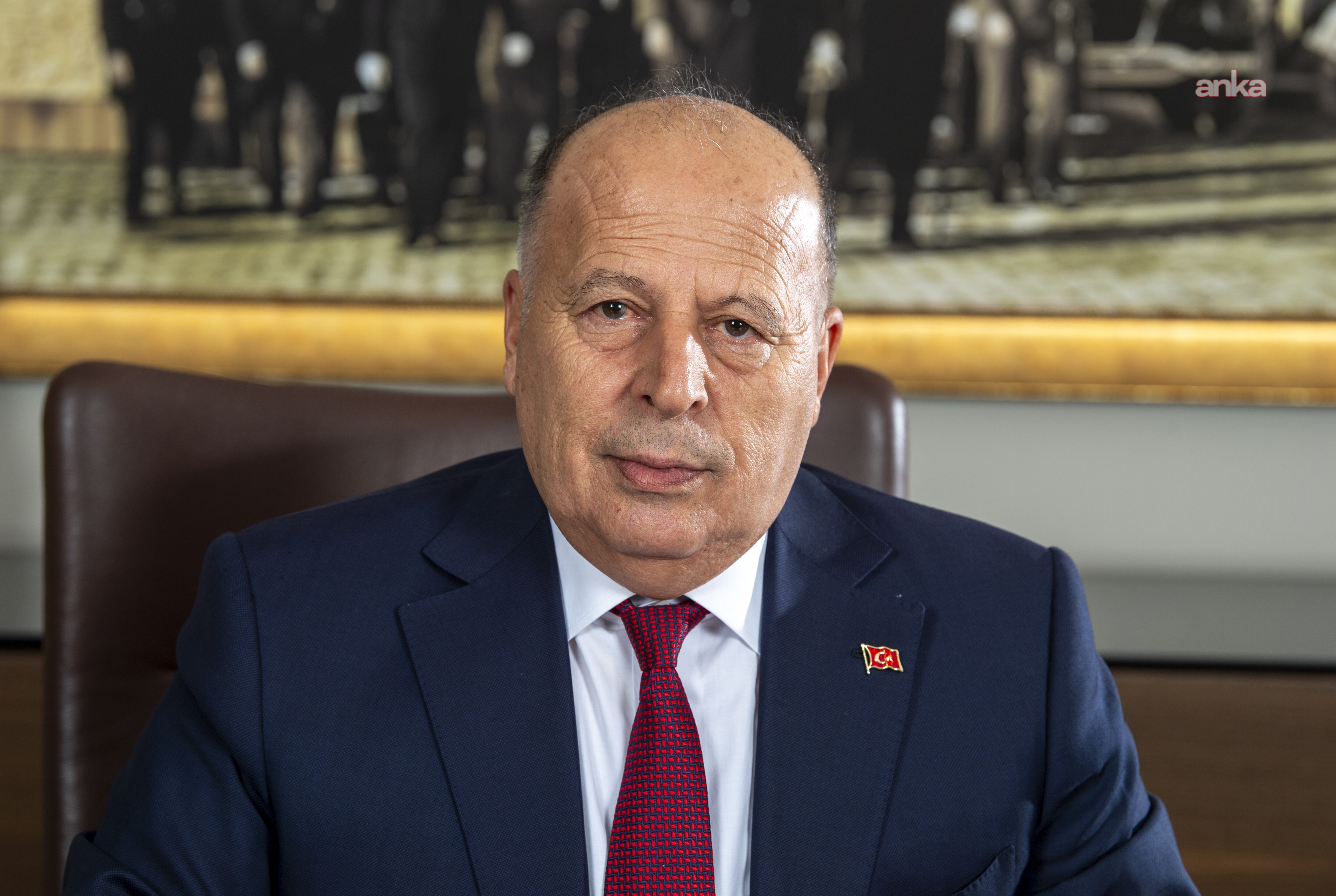 Görevinden uzaklaştırılan