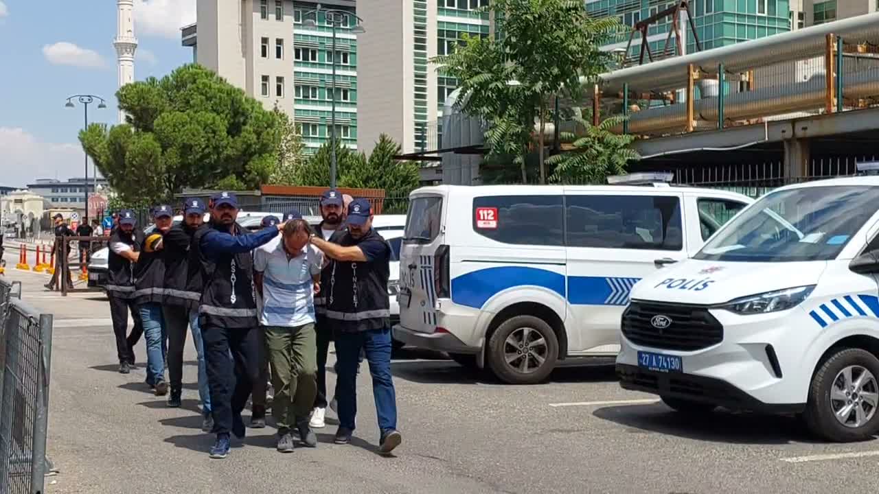 bıçaklı saldırı