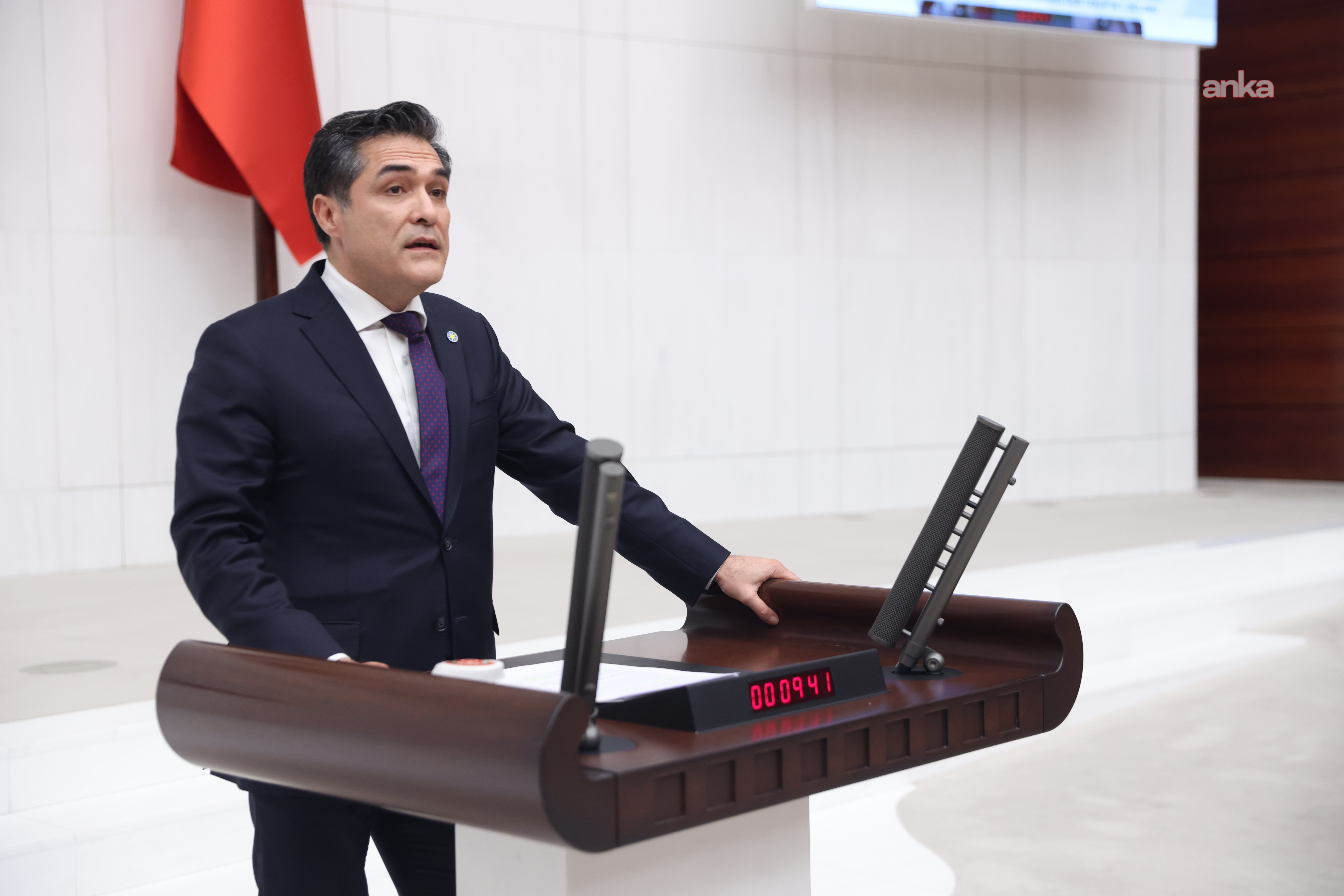 şantaj ve tehdit siyaseti