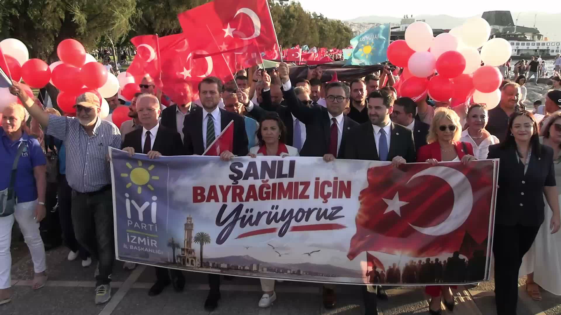 İYİ Parti Bayrak Yürüyüşü